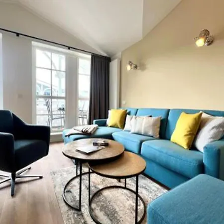 Apartment Moderne Mit 2 Schlafzimmern Und Balkon